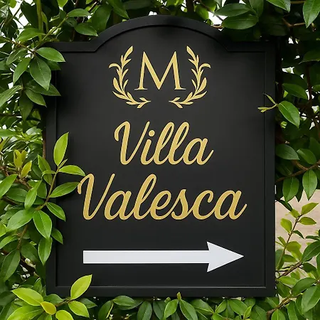 Valesca *