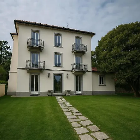 Valesca Aparthotel